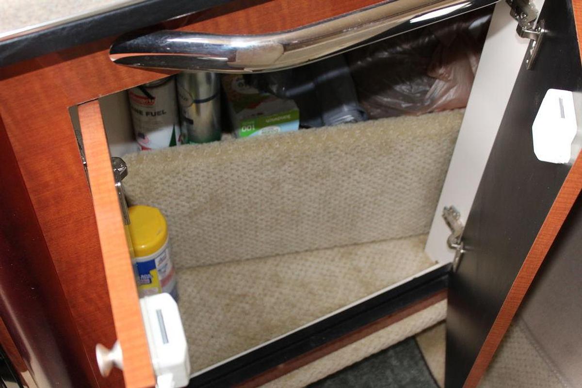 Used 2005 Sea Ray 260 Sundancer