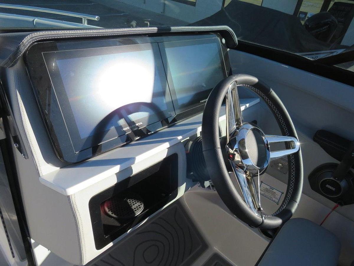 2025 Regal LS6 SURF ULTIMATE