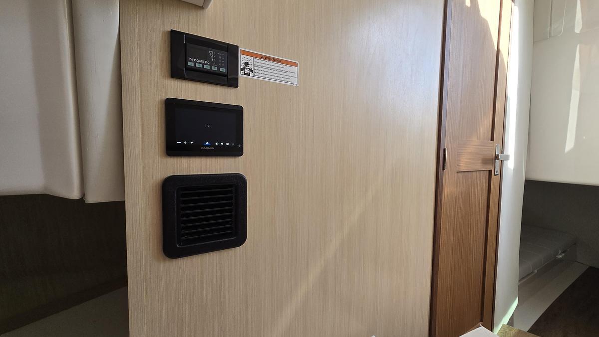 Regal 38 Surf (2026 Utah Boat Show Display Boat)