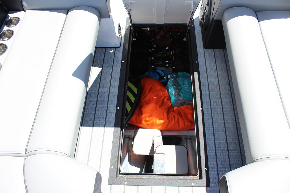 Used 2025 Montara 25 Surf Boss 2.0