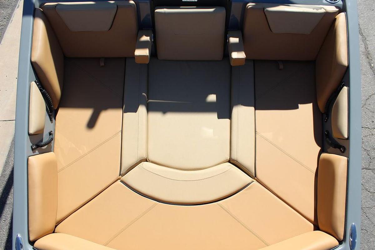 2025 Heyday Wake Boats WTSURF