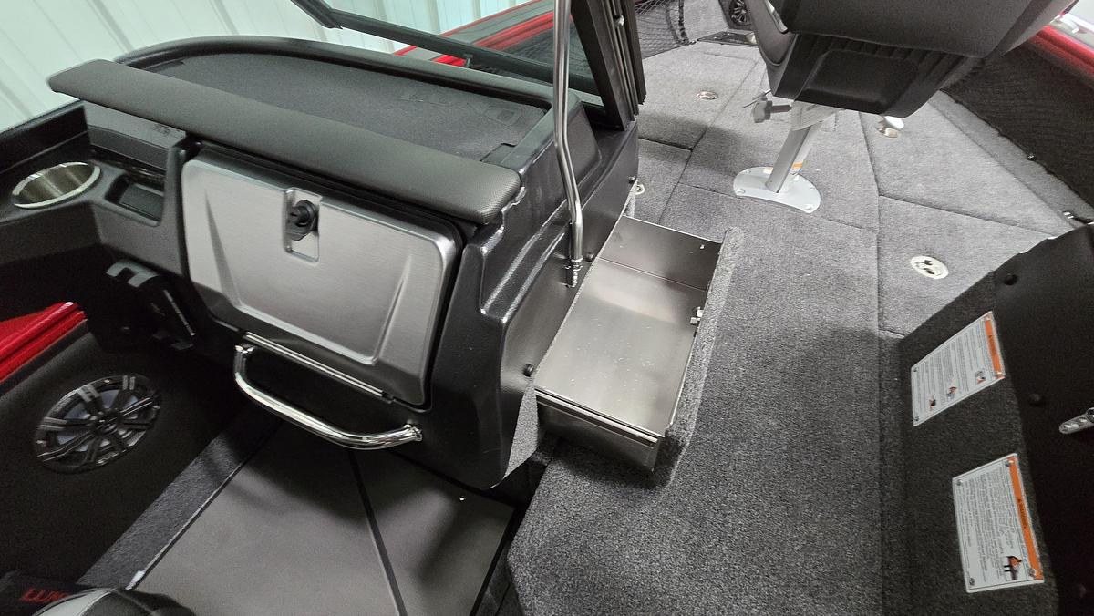 2026 Lund 1975 Pro V Sport
