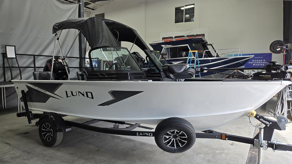 2026 Lund 1775 Adventure Sport