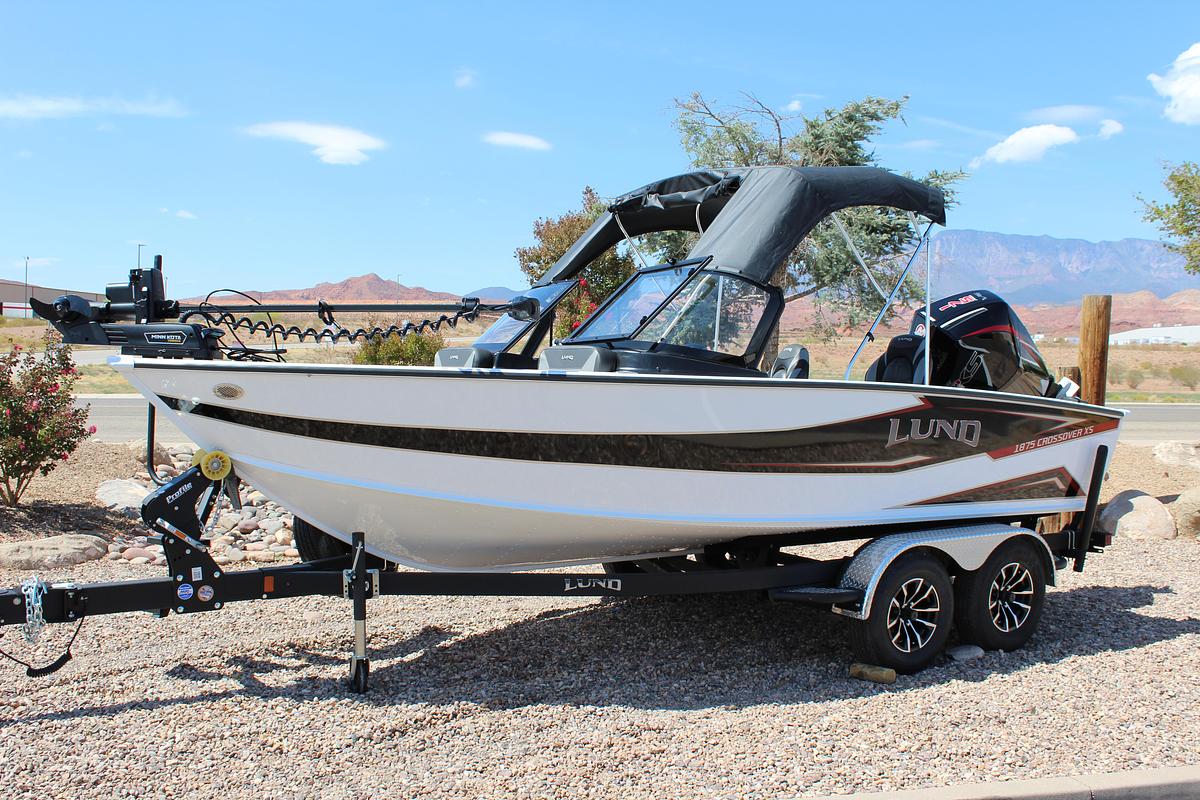 Used 2026 Lund 1875 Crossover XS Sport