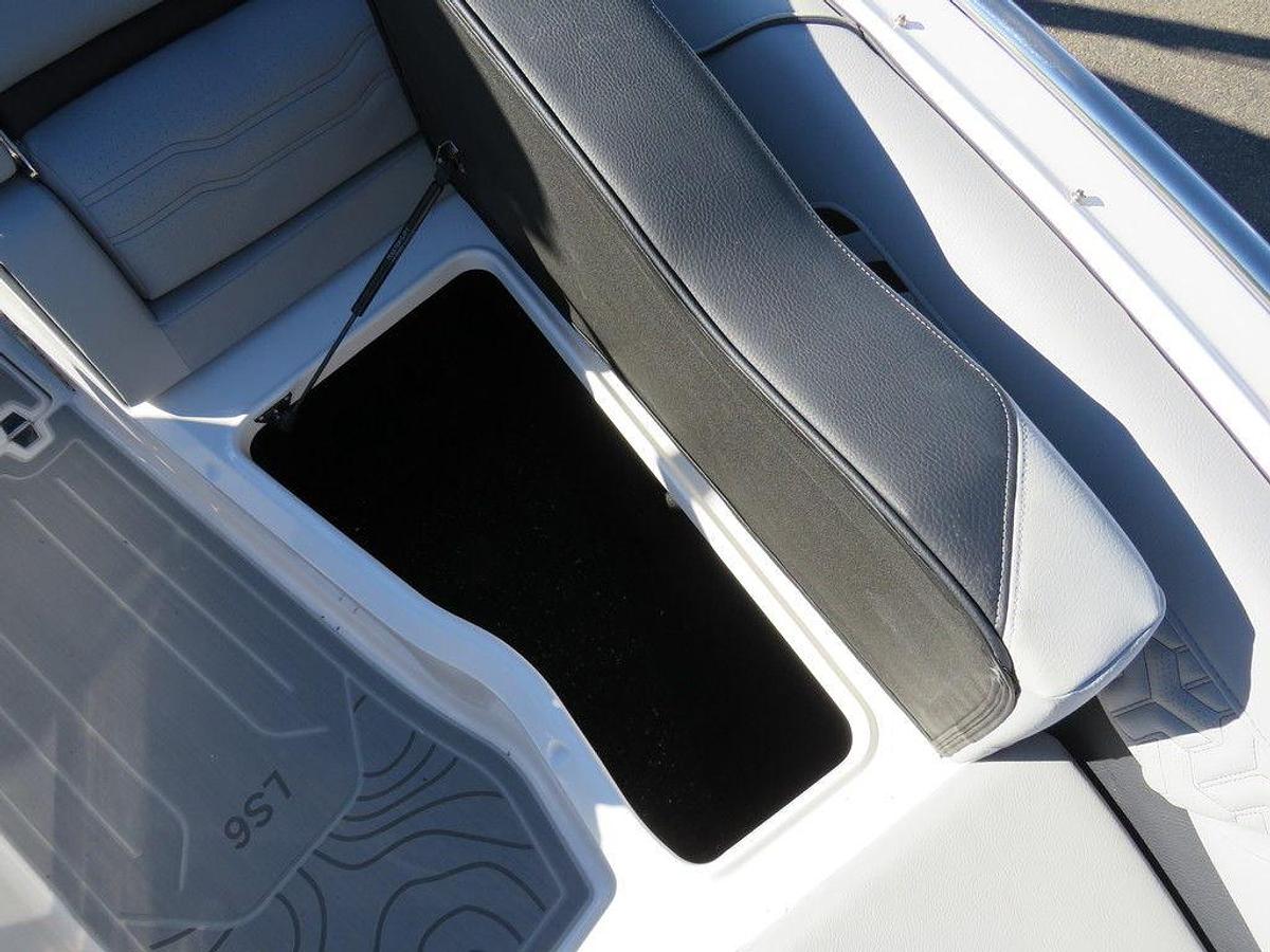 2025 Regal LS6 SURF ULTIMATE