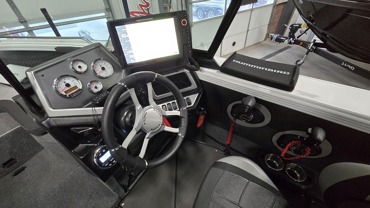 Used 2022 Lund 2275 Baron Sport