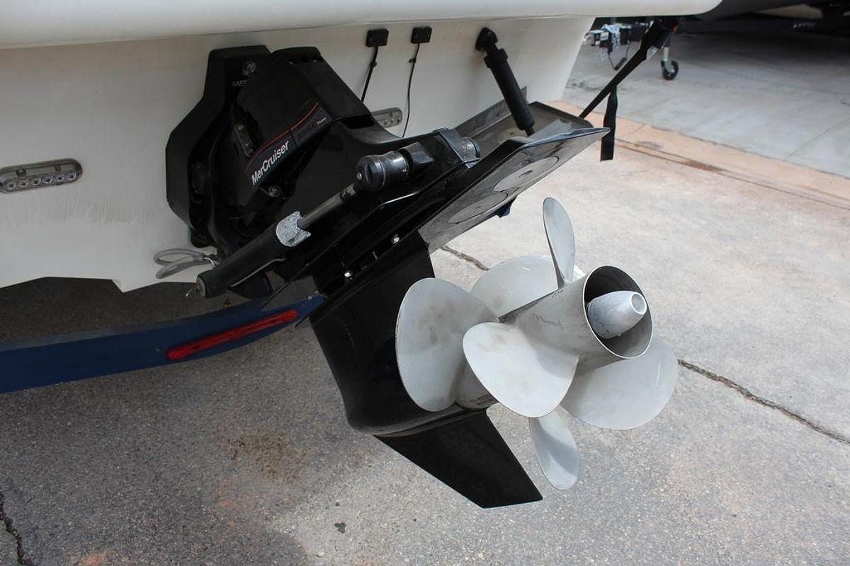 Used 2005 Sea Ray 260 Sundancer