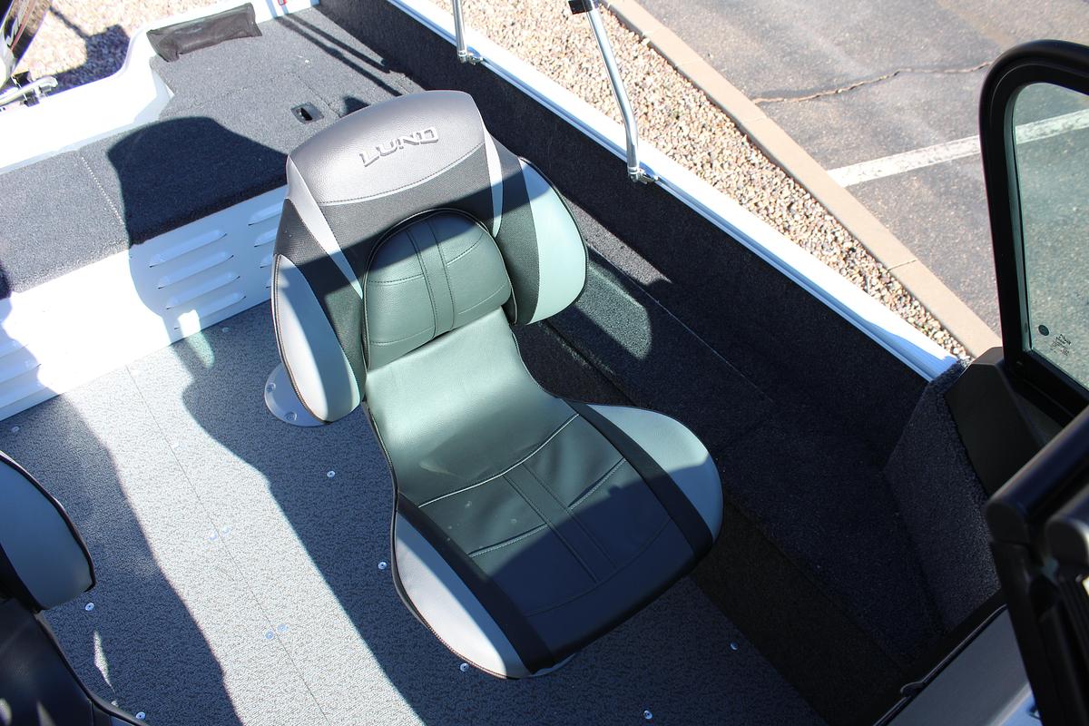 2026 Lund 1650 Angler Sport 