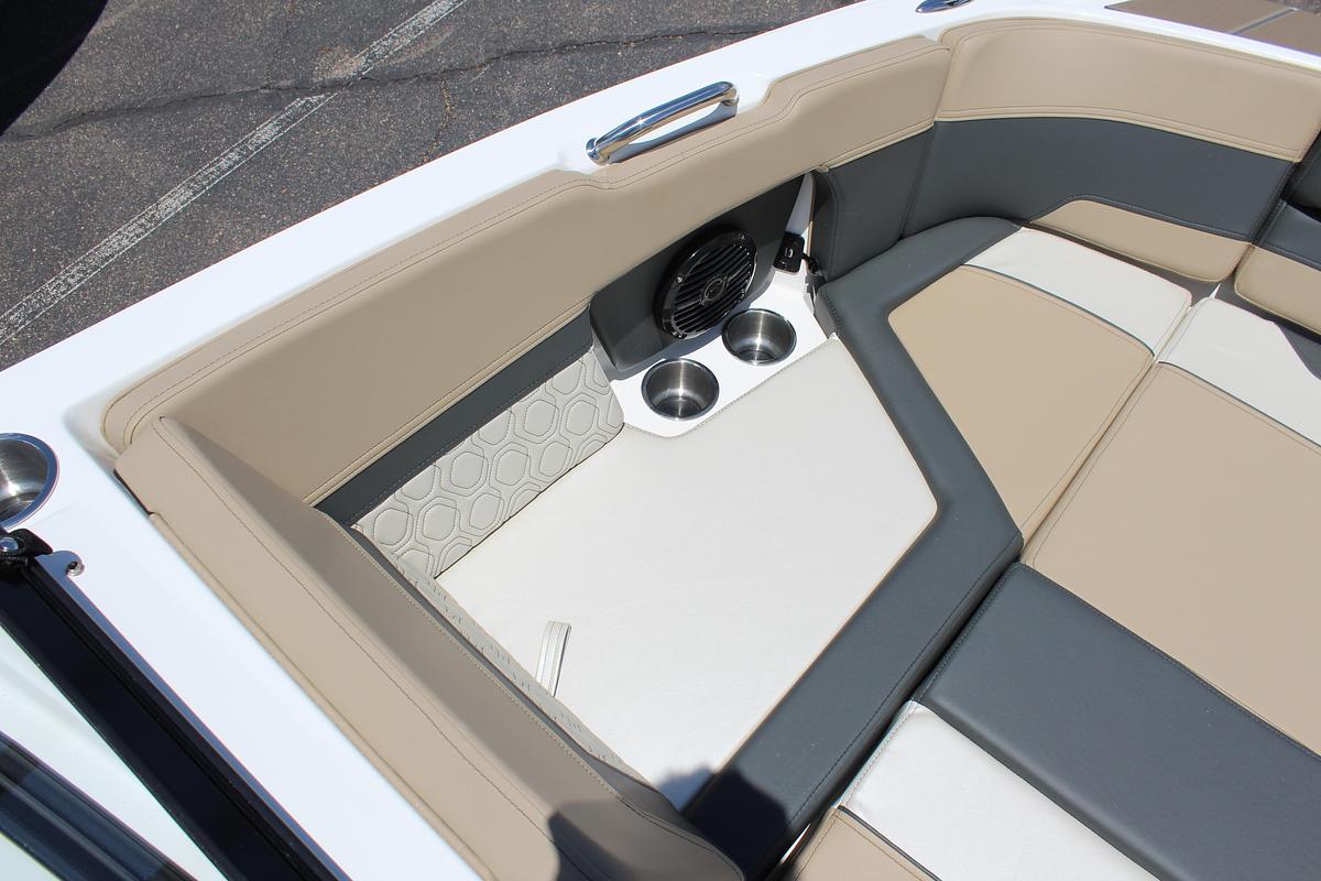 2027 Heyday Wake Boats H22