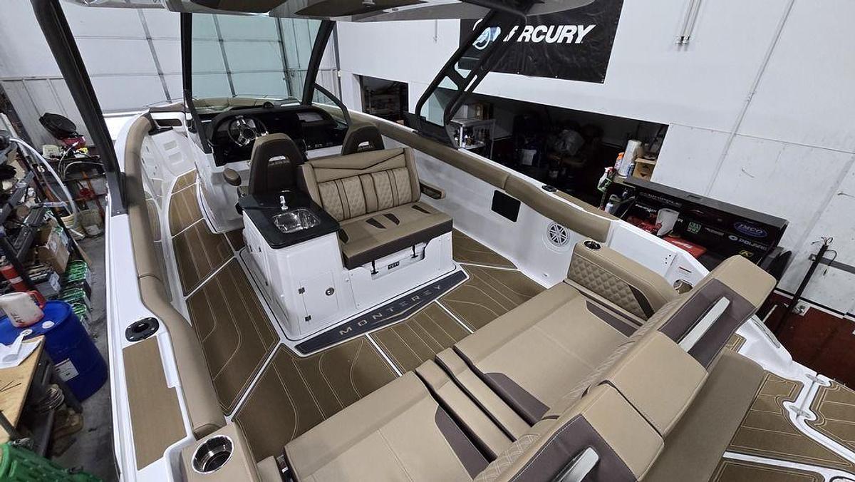 2025 Monterey Elite 30