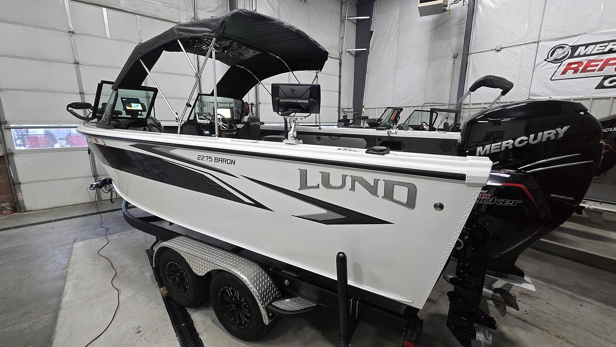 Used 2022 Lund 2275 Baron Sport