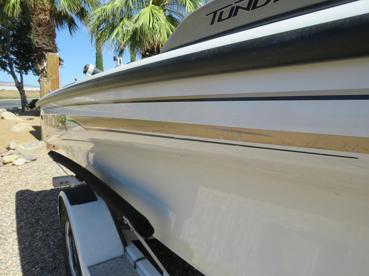 Used 2002 Tracker Tundra 18