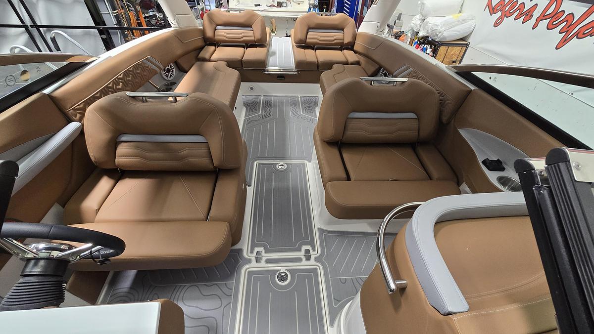 2026 Regal LS6 SURF ULTIMATE