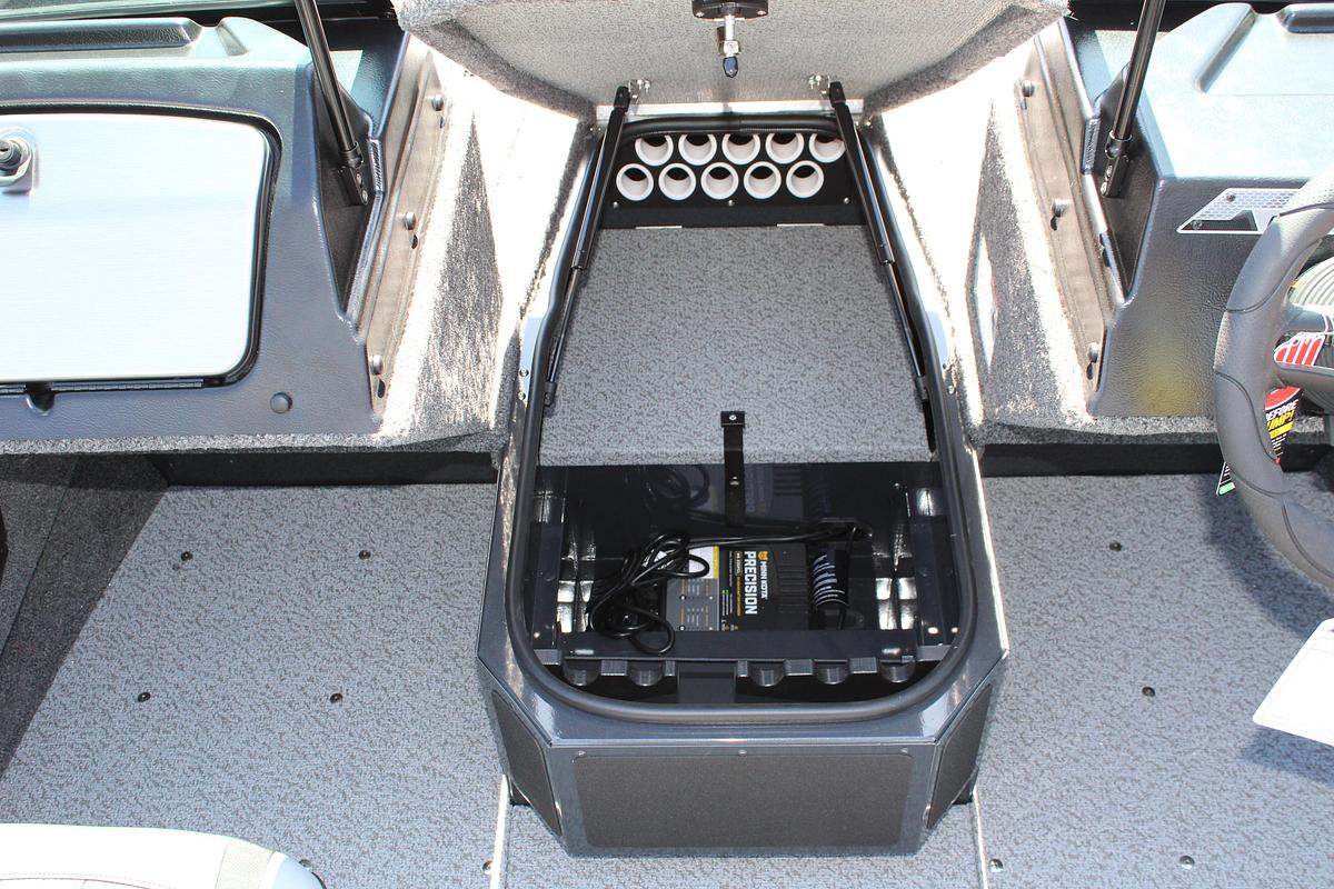 2026 Lund 1775 Adventure Sport