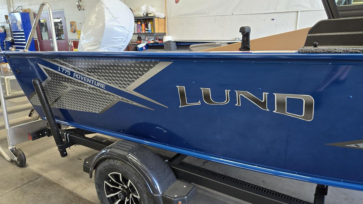 2026 Lund 1775 Adventure Sport