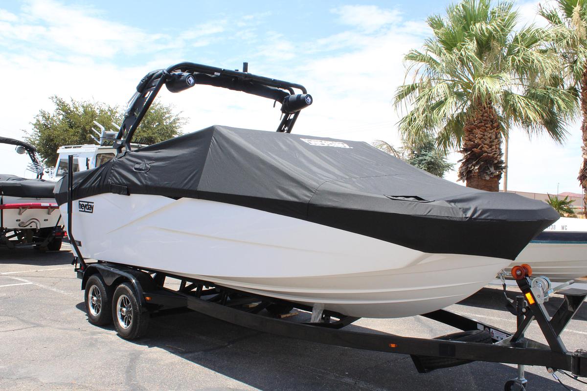 2027 Heyday Wake Boats H22