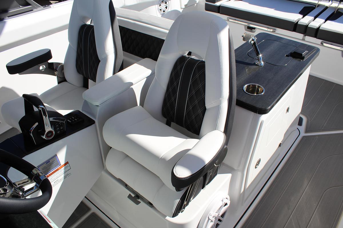 2026 Monterey Elite 30 OB