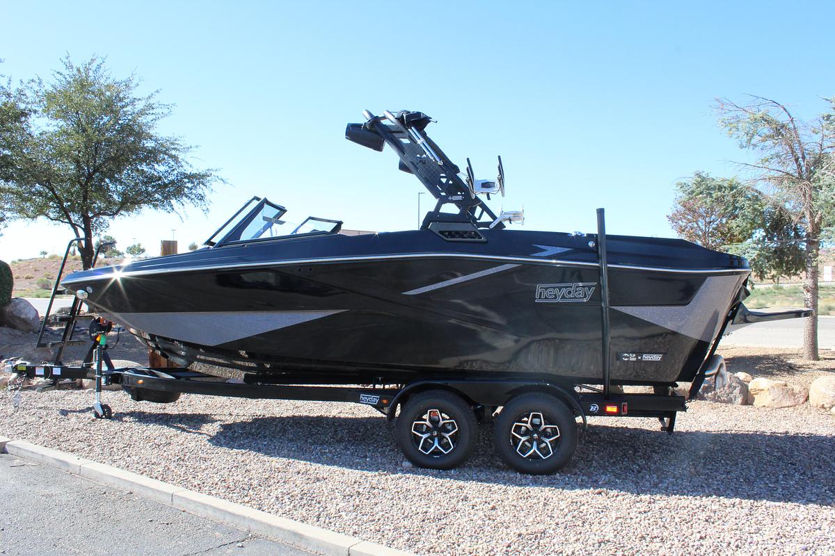 2026 Heyday Wake Boats H22