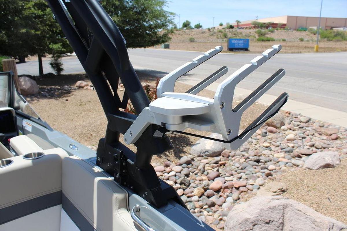 2025 Heyday Wake Boats H22