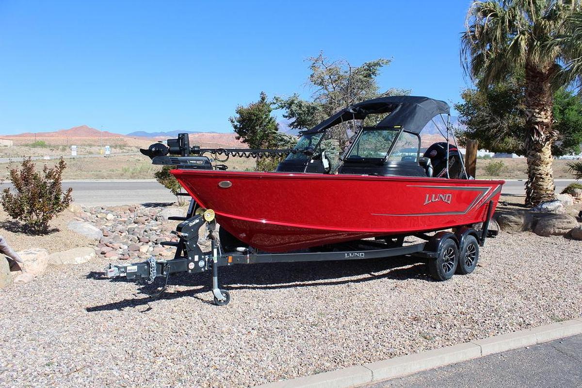2025 Lund 1875 Impact XS Sport