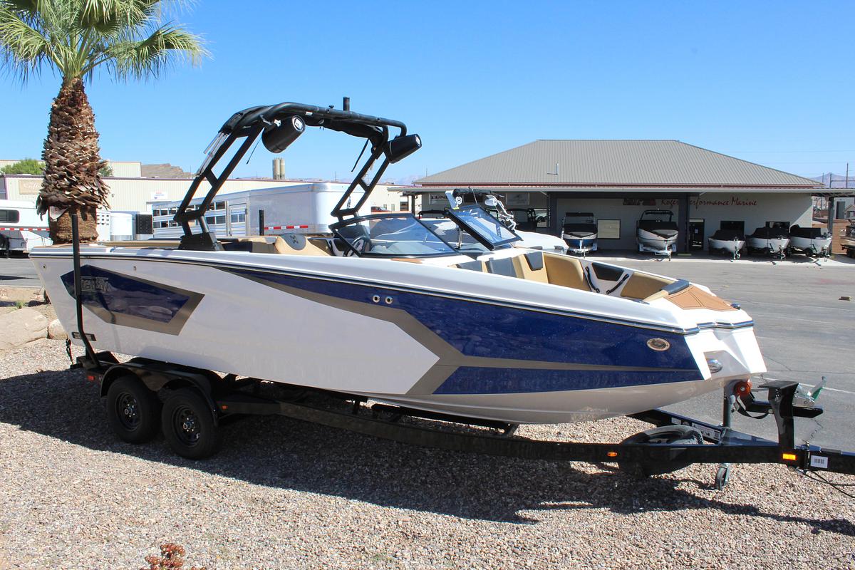 Heyday Wake Boats WTSURF