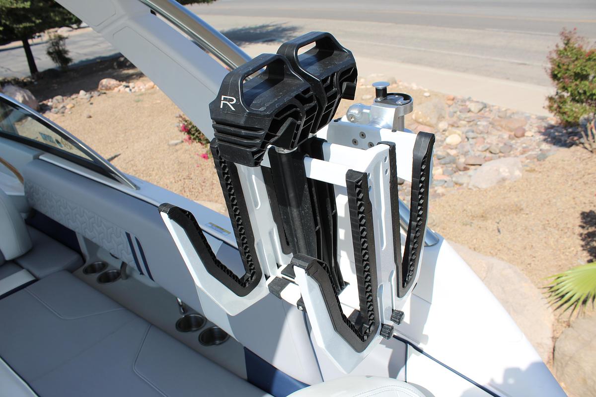 2026 Regal LS9 Surf Ultimate (Dealer Demo)