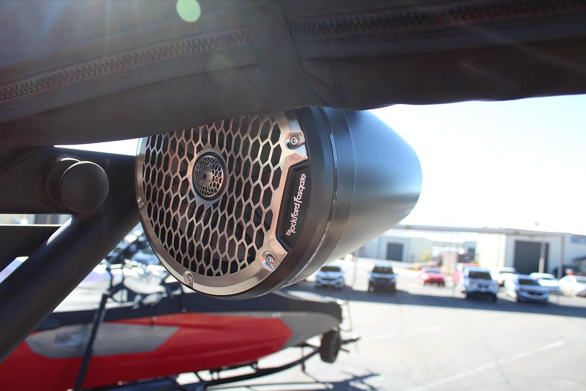 2026 Heyday Wake Boats H22