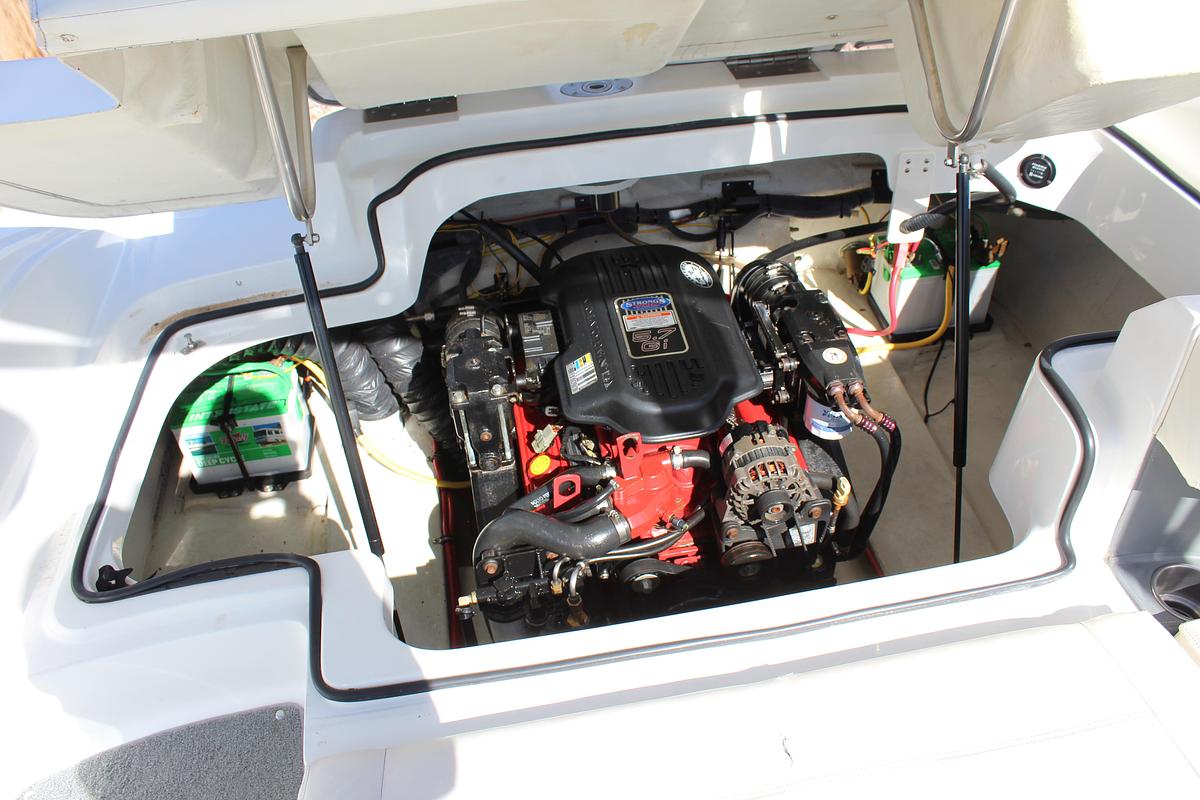 Used 2007 Cobalt 222 BR