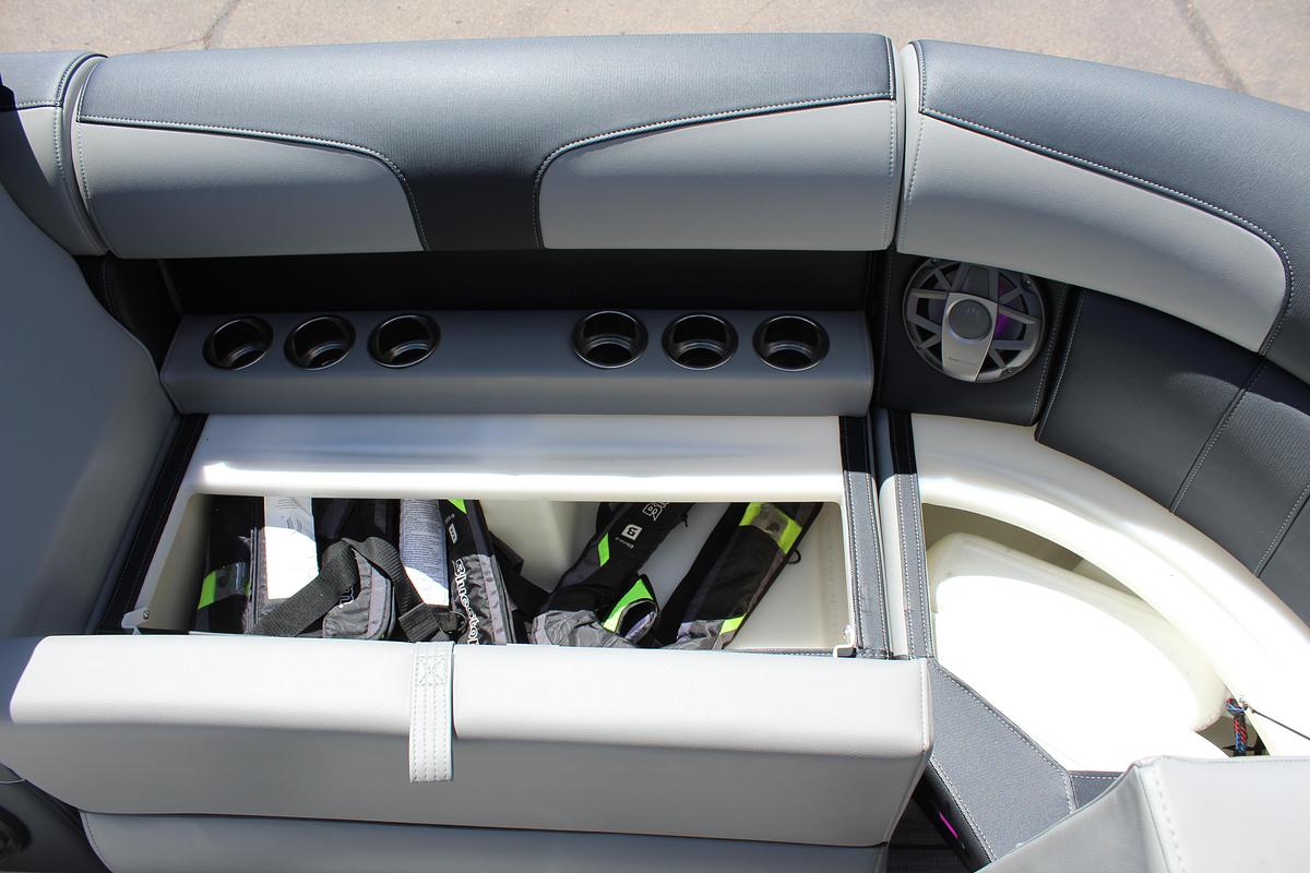 Used 2025 Montara 25 Surf Boss 2.0