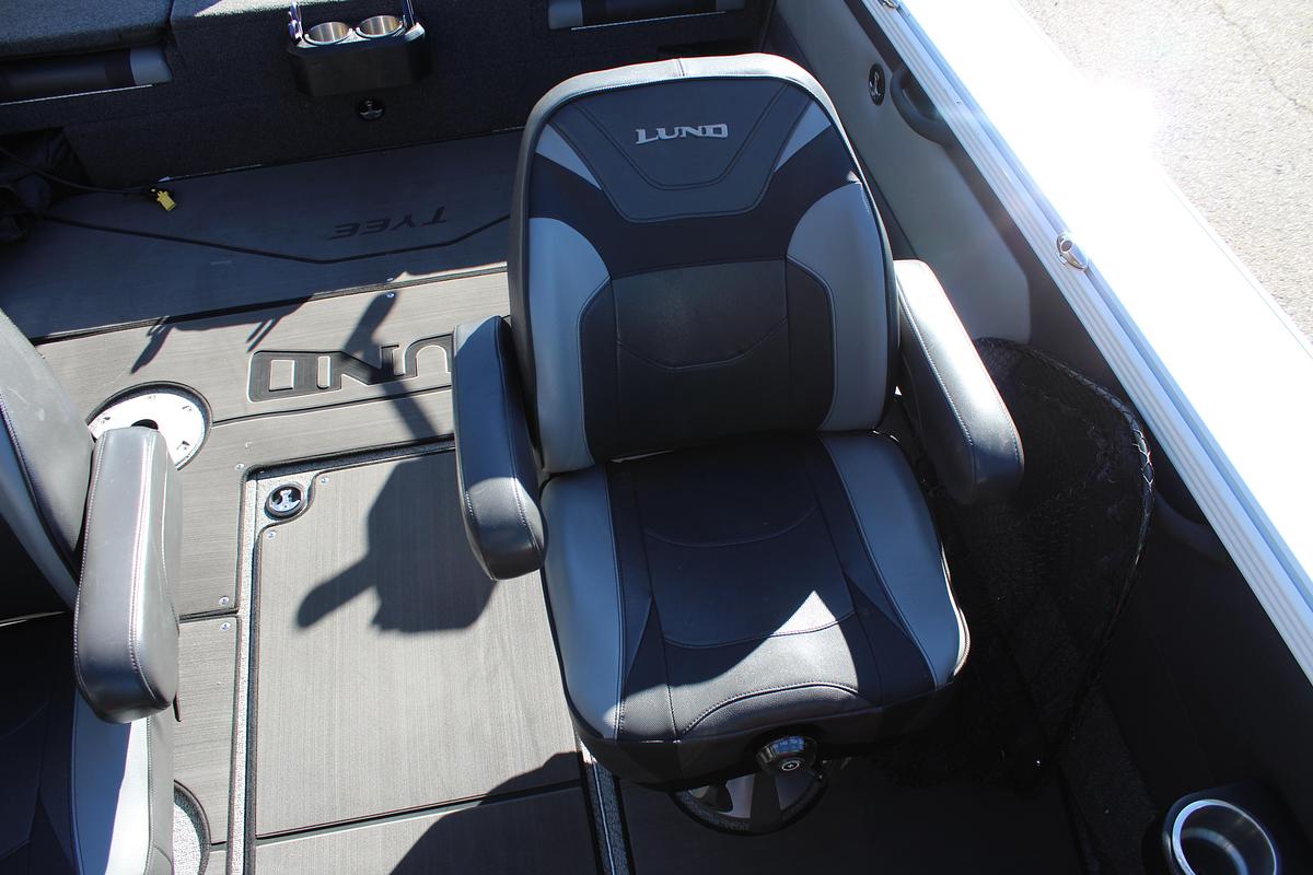 Used 2022 Lund 1975 Tyee Sport