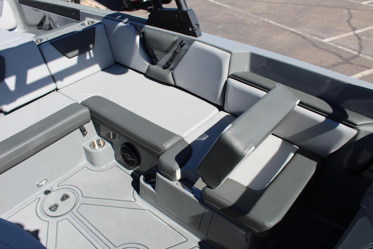 2026 Heyday Wake Boats WTSURF