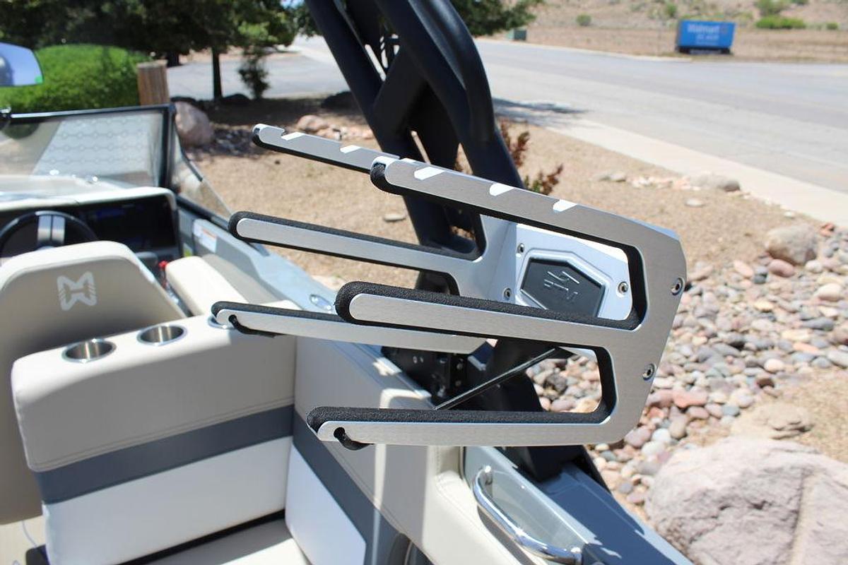 2025 Heyday Wake Boats H22