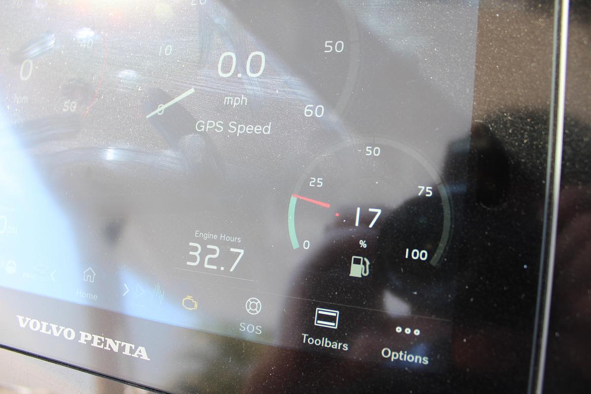 2026 Regal LS9 Surf Ultimate (Dealer Demo)