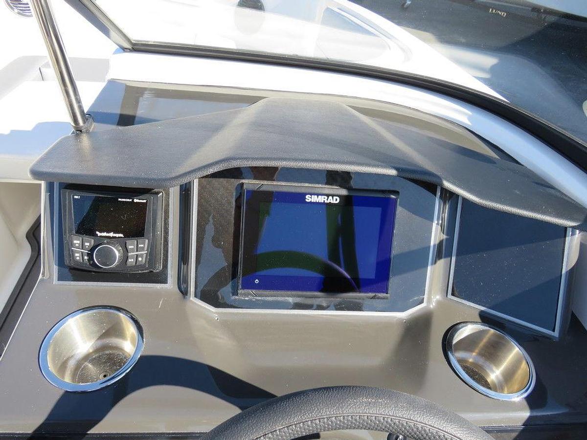 2025 Bayliner VR5 Bowrider