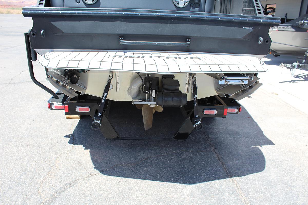 Used 2025 Montara 25 Surf Boss 2.0