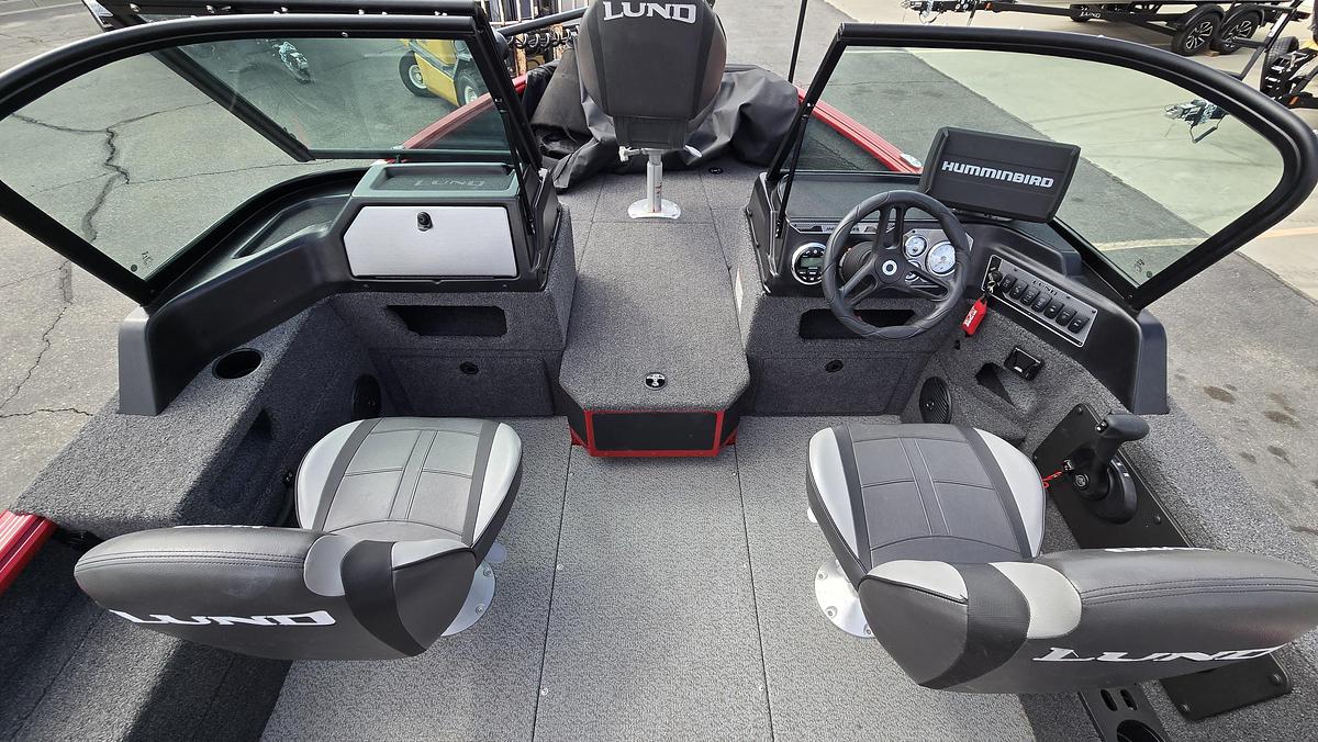 Used 2025 Lund 1775 Impact XS Sport