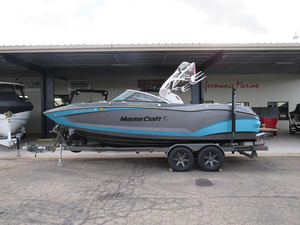 Used 2020 Mastercraft X22