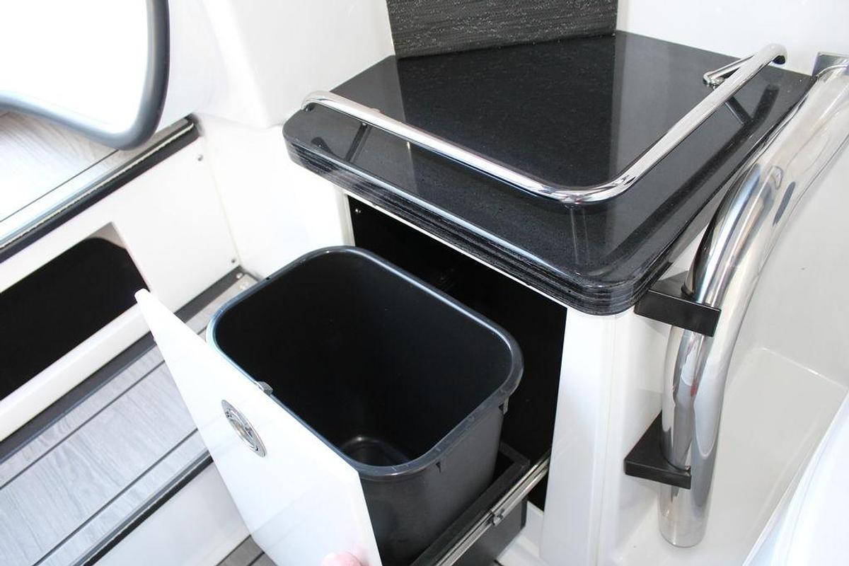 2025 Monterey Elite 27