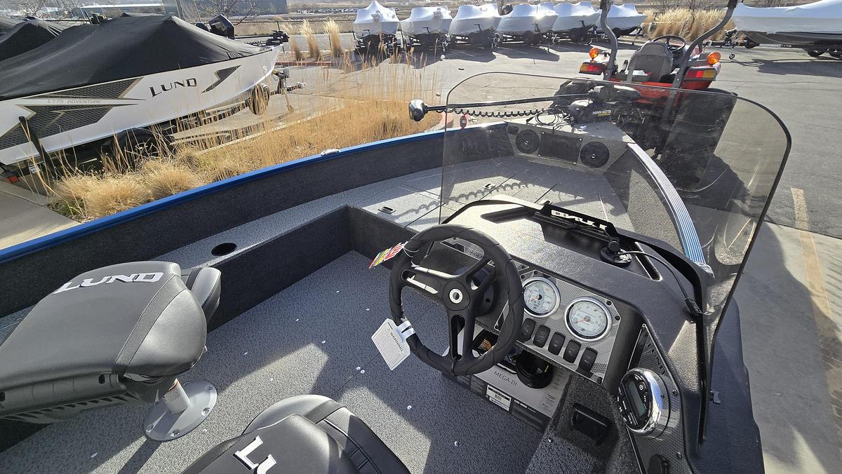 2026 Lund 1650 Angler SS