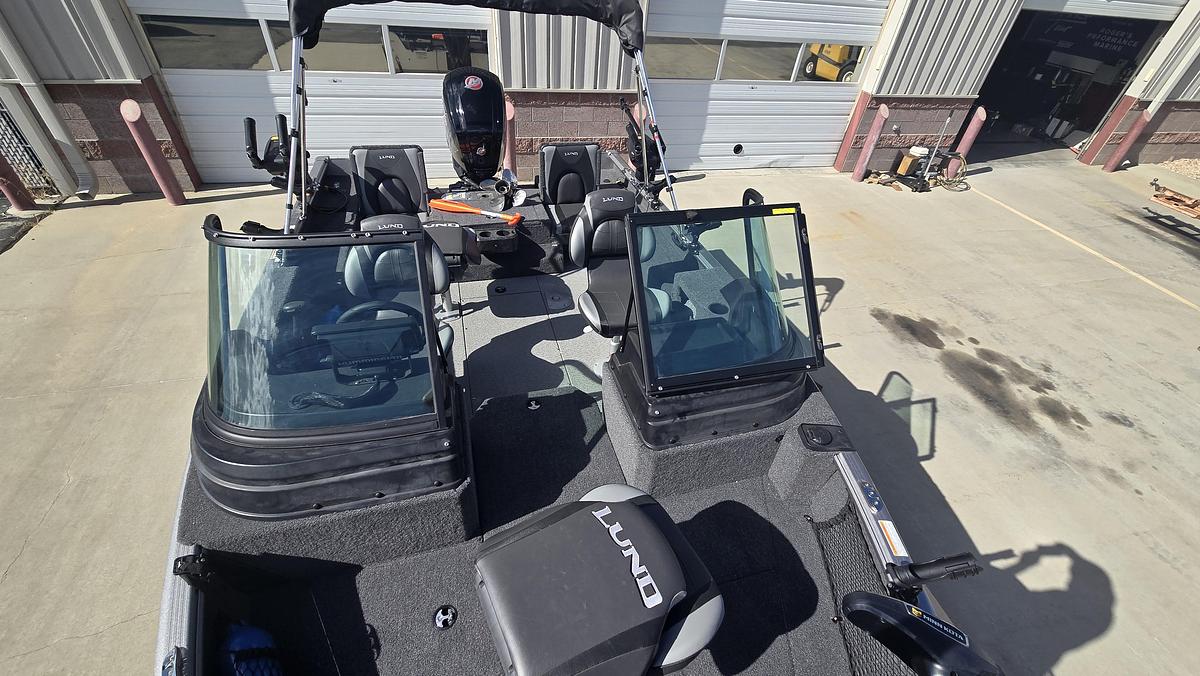 Used 2025 Lund 1775 Impact XS Sport