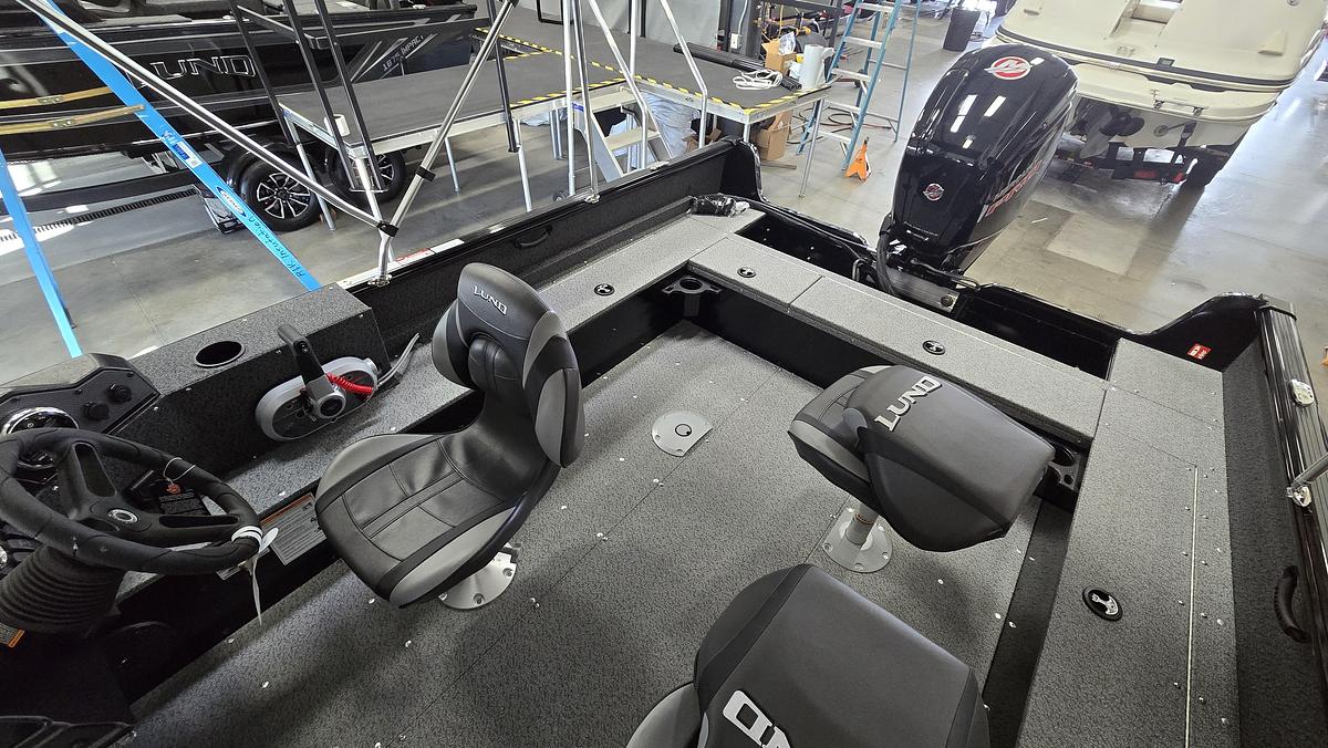 2026 Lund 1800 Explorer SS