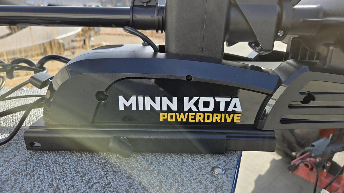 2026 Lund 1650 Angler SS