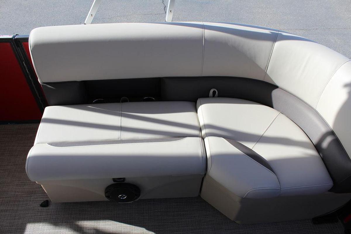 2025 Bentley Pontoons Fish 223 Fish-N-Cruise 3/4 Tube