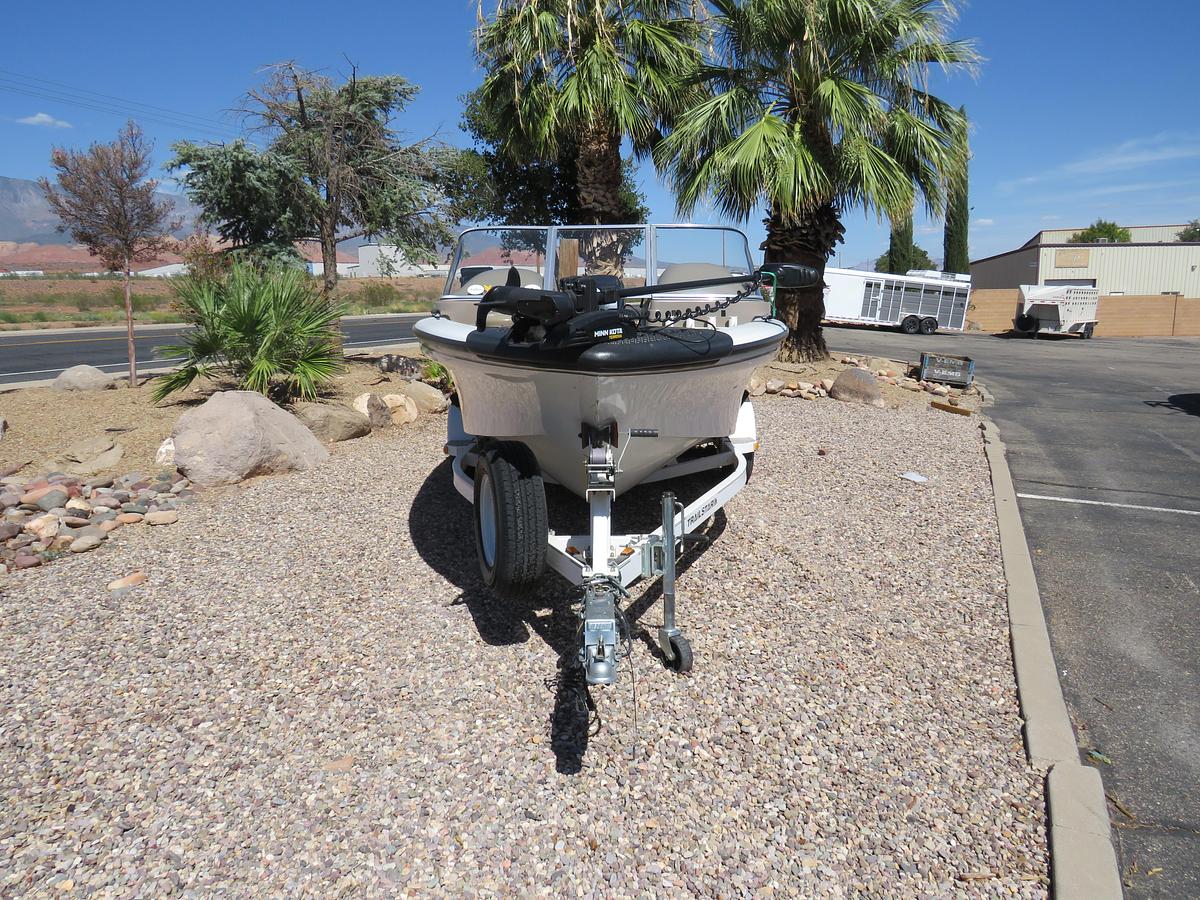 Used 2002 Tracker Tundra 18
