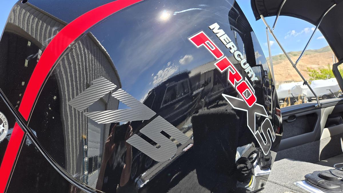 2026 Lund 1875 Crossover XS Sport