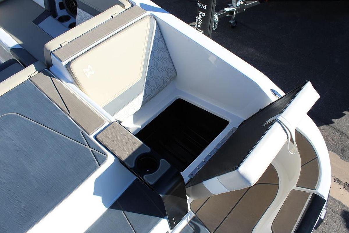 2025 Heyday Wake Boats H22