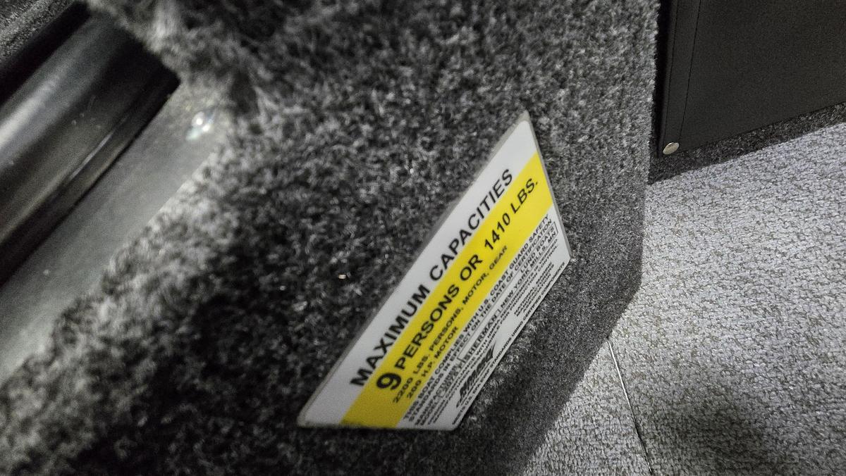 2026 Lund 2075 Fisherman