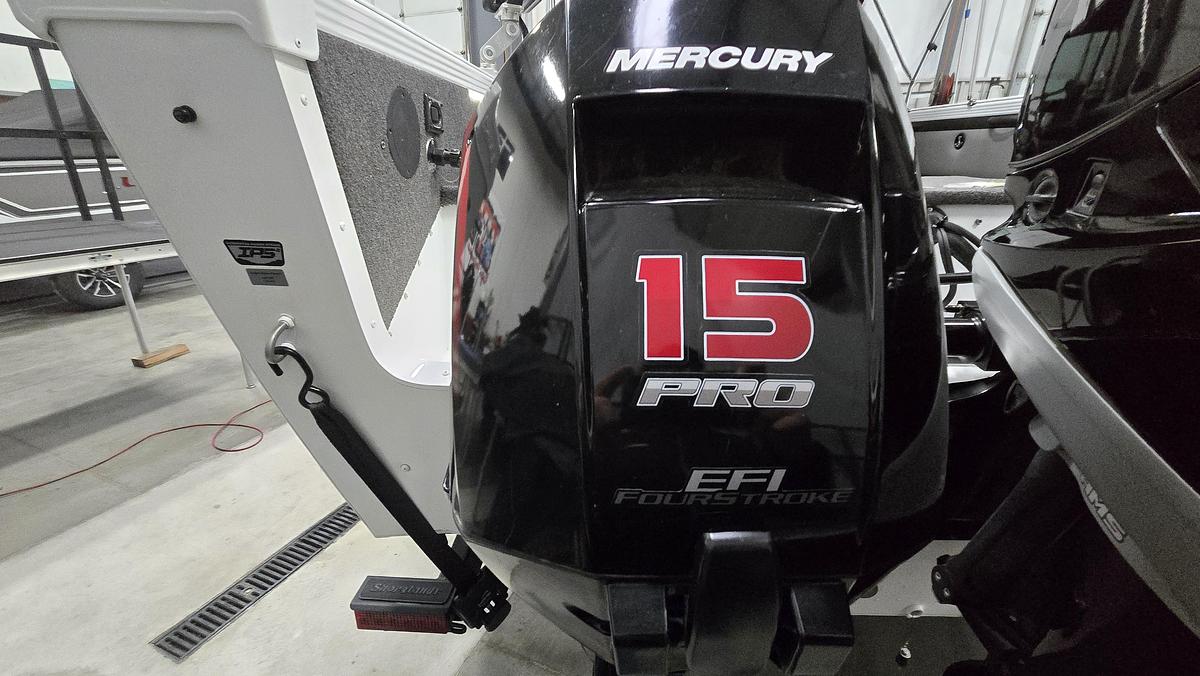 Used 2022 Lund 2275 Baron Sport