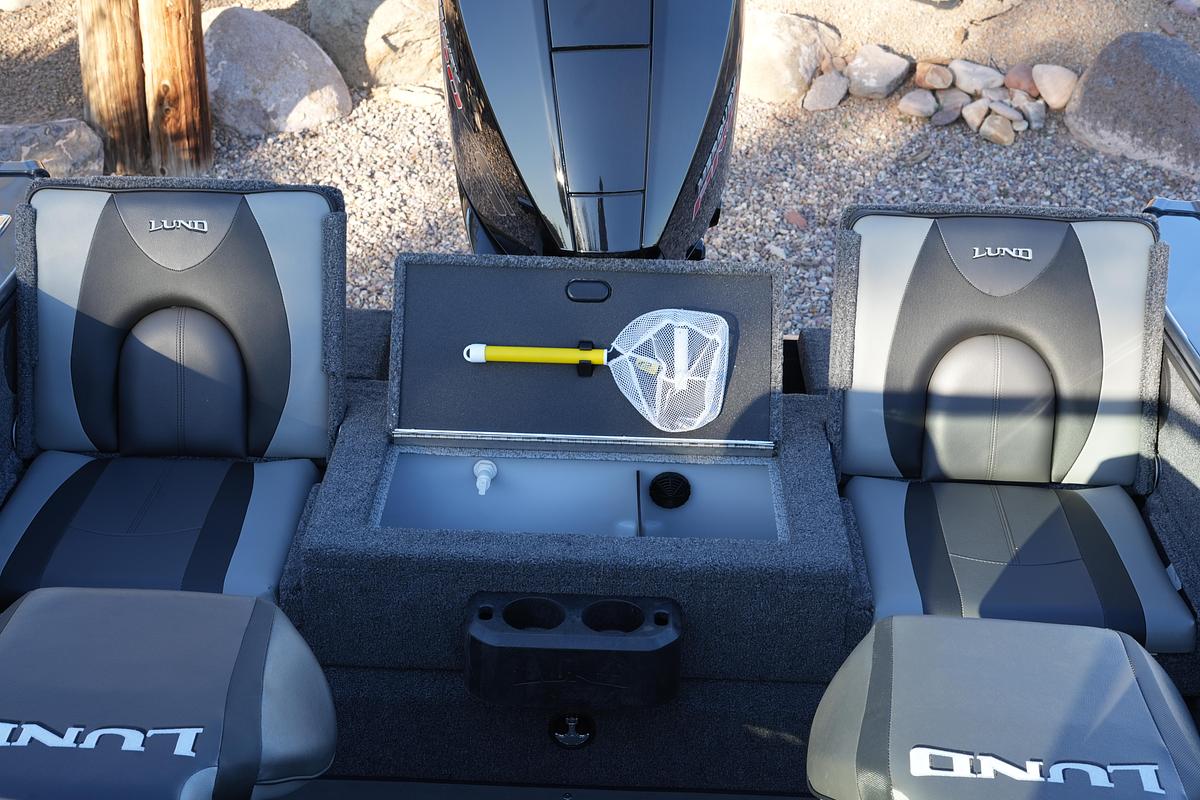 Used 2023 Lund 1875 Crossover XS Sport