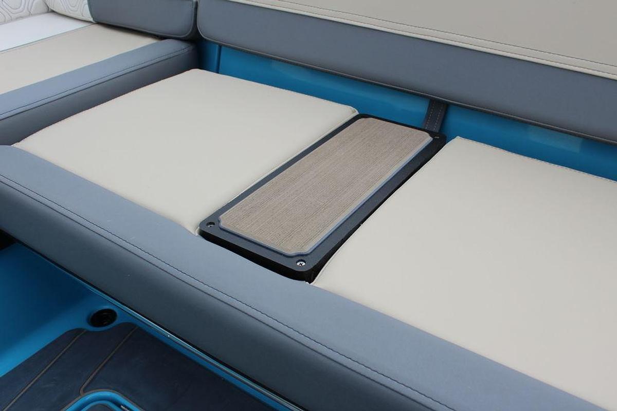 2025 Heyday Wake Boats H22